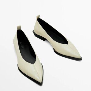 Pointed Ballet Flat – Massimo Dutti – Cream Size 10